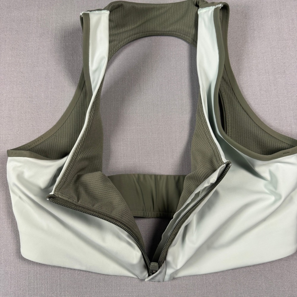 Athleta Sports Bra Women Medium Green Front Zip Racerback Cutout Activewear - Picture 4 of 8
